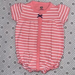 🛍CUTE LITTLE GIRLS ROMPER SIZE 0-3 MONTHS 🛍